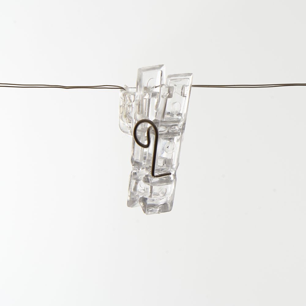 Качественная картинка Светодиодная гирлянда линейная Feron Прищепки USB 50LED 5000K, IP 20, 4,5м, CL574