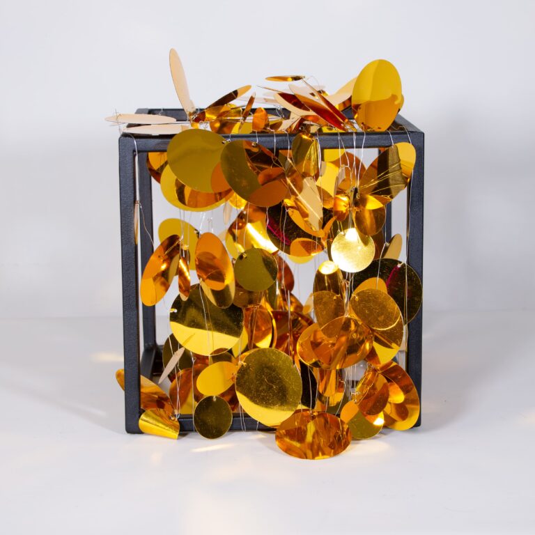 Качественная картинка Светодиодная Гирлянда Нить с Пайетками 3м