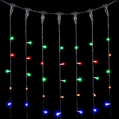 Светодиодный занавес Laitcom, 2x2м, 400 LED, IP54, черный провод, разноцветный Светодиодный занавес Laitcom, 2x2м, 400 LED, IP54, черный провод, разноцветный