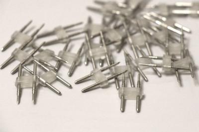 Внутренняя соединительная игла для одностороннего гибкого неона 8х16 мм Teamprof Внутренняя соединительная игла для одностороннего гибкого неона 8х16 мм Teamprof