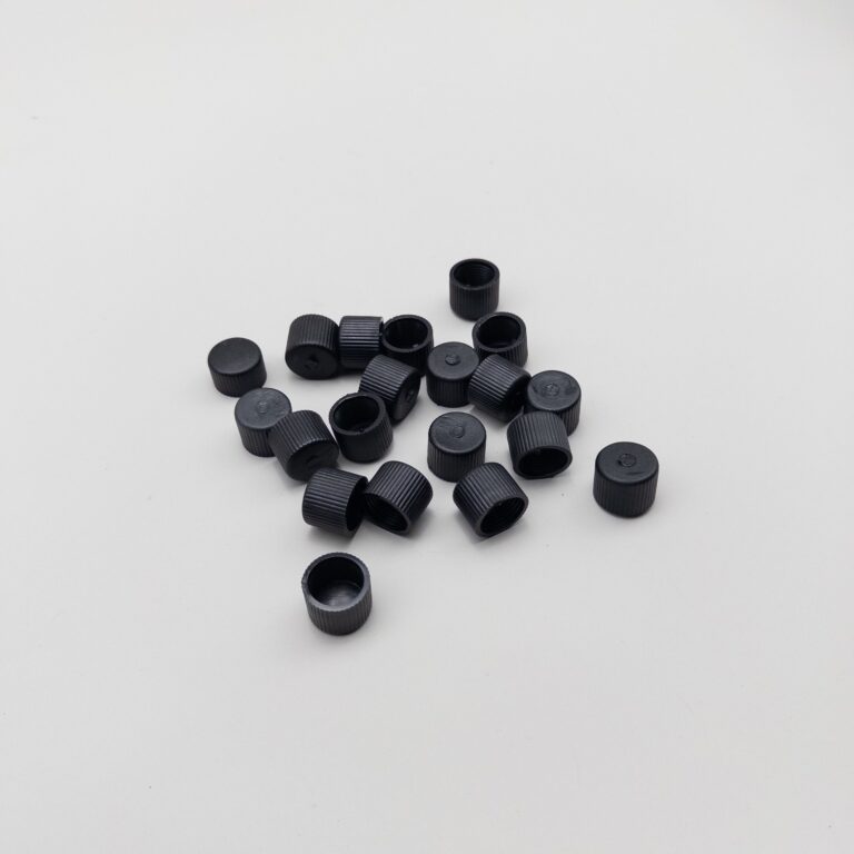 Качественная картинка Заглушка Laitcom для бахромы, занавесов и нитей 220В, черная