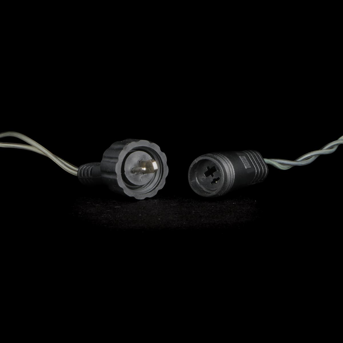 Качественная картинка Светодиодная нить Laitcom, 20м, 24V, 200 LED, IP65, прозр. пр., шампань