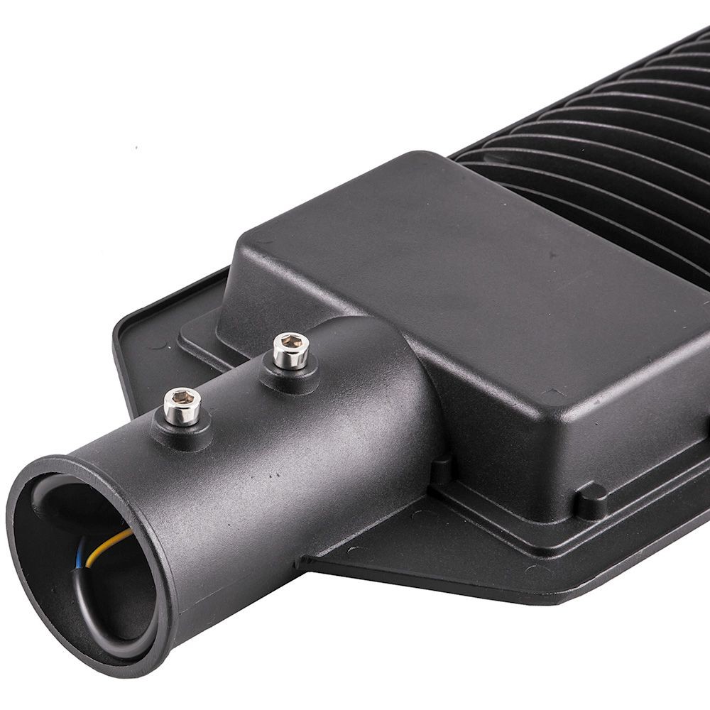 Качественная картинка Уличный светодиодный светильник 30W 6400K  AC230V/ 50Hz цвет черный (IP65), SP3031