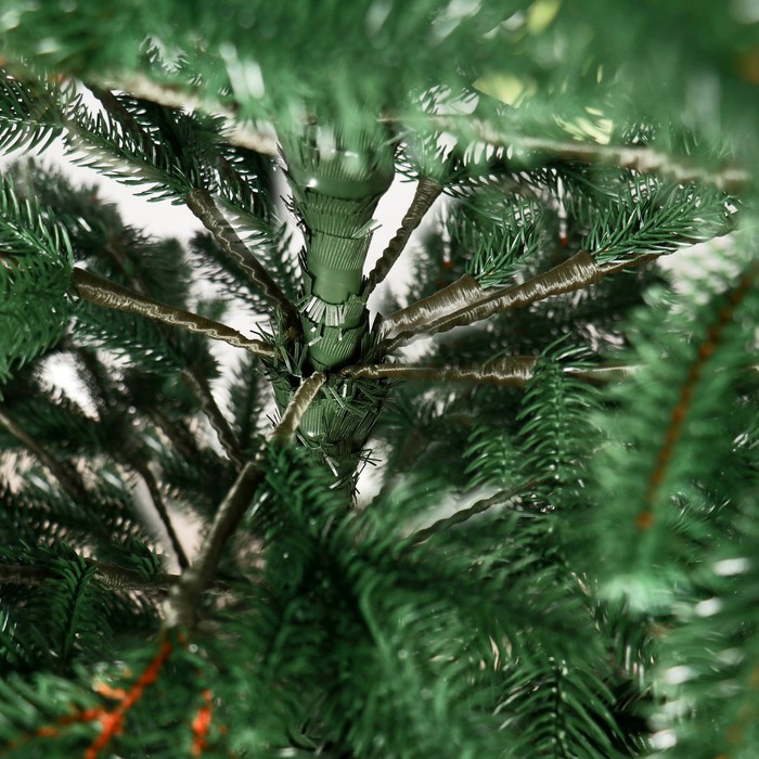 Качественная картинка Ёлка искусственная "Лесная" 180 см, (литые ветки)