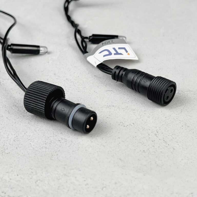 Качественная картинка Светодиодная нить с колпачком Laitcom 10 м, 100 LED, IP65, черн.провод, (мерц. БЕЛЫЙ ДИОД), разноцв
