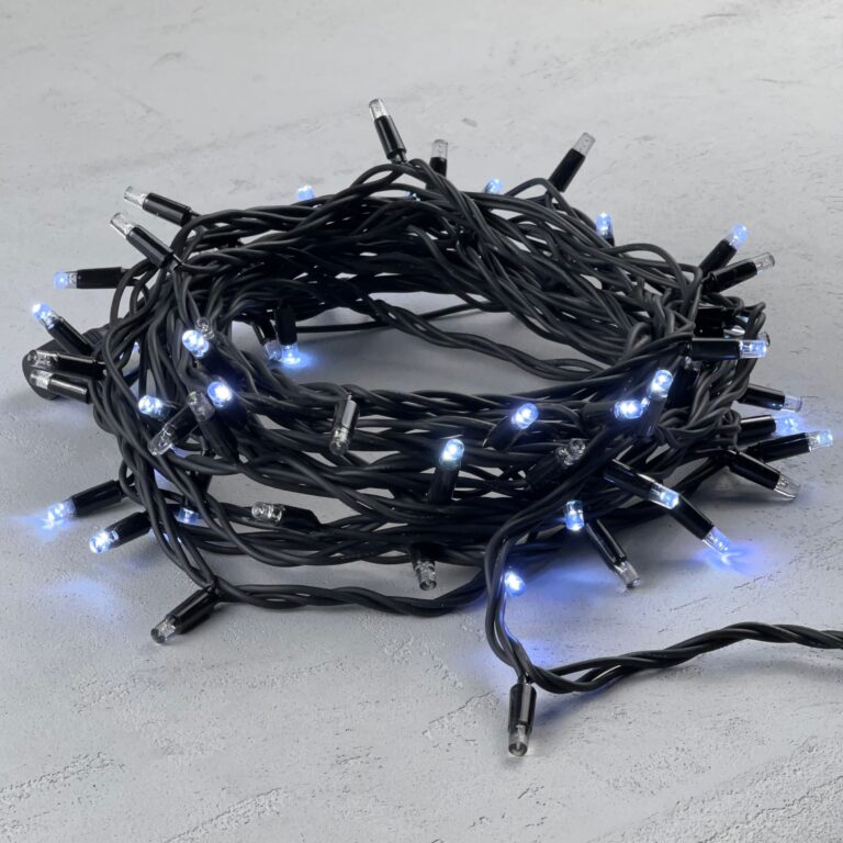 Качественная картинка Светодиодная нить Laitcom, мерцание 100%, 10м, 100 LED, IP65, 220-230V, черн. провод, белый