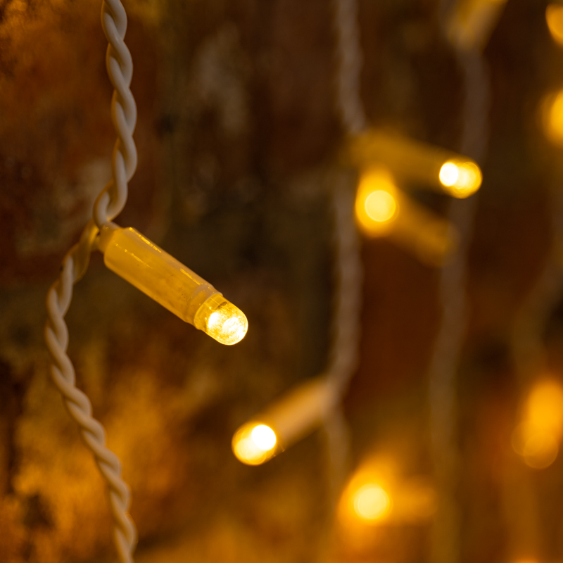 Качественная картинка Светодиодный занавес NEON-NIGHT 2х3м ТЕПЛЫЙ БЕЛЫЙ, белый ПВХ, IP65, мерцание, 230В