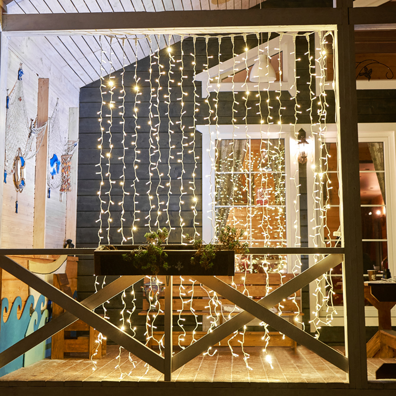 Качественная картинка Светодиодный занавес NEON-NIGHT 2х3м ТЕПЛЫЙ БЕЛЫЙ, белый ПВХ, IP65, мерцание, 230В