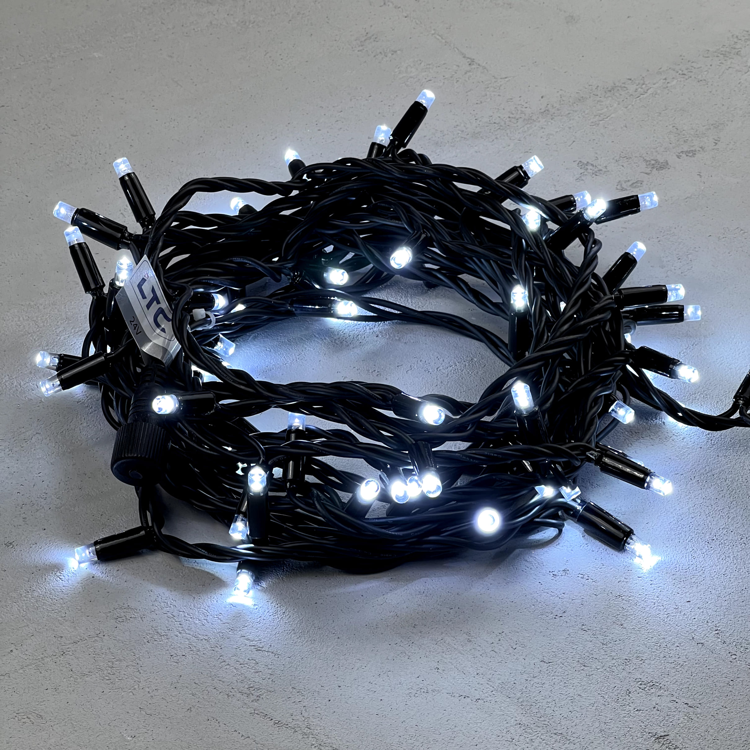 Качественная картинка Светодиодная гирлянда нить Laitcom 10м, 220В, 75 LED, Провод Каучук, IP65